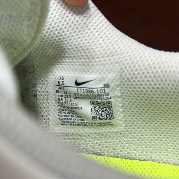 Nike Air Force 1 - Picture 5 of 5